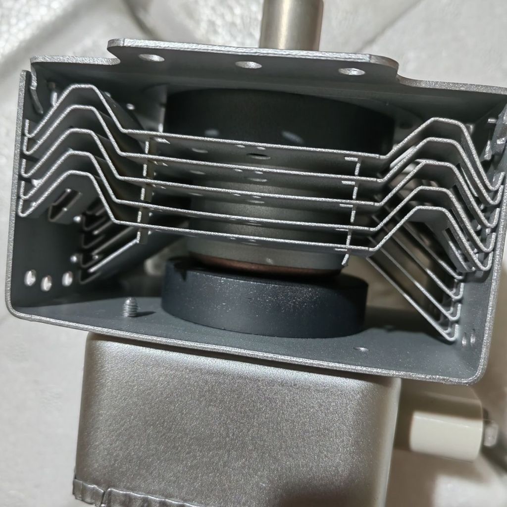 แมกเนโตรนไมโครเวฟ Toshiba แท้ รุ่น 2M253J อะไหล่แกนกลางสำหรับความร้อน ไมโครเวฟ แบบทั่วไป