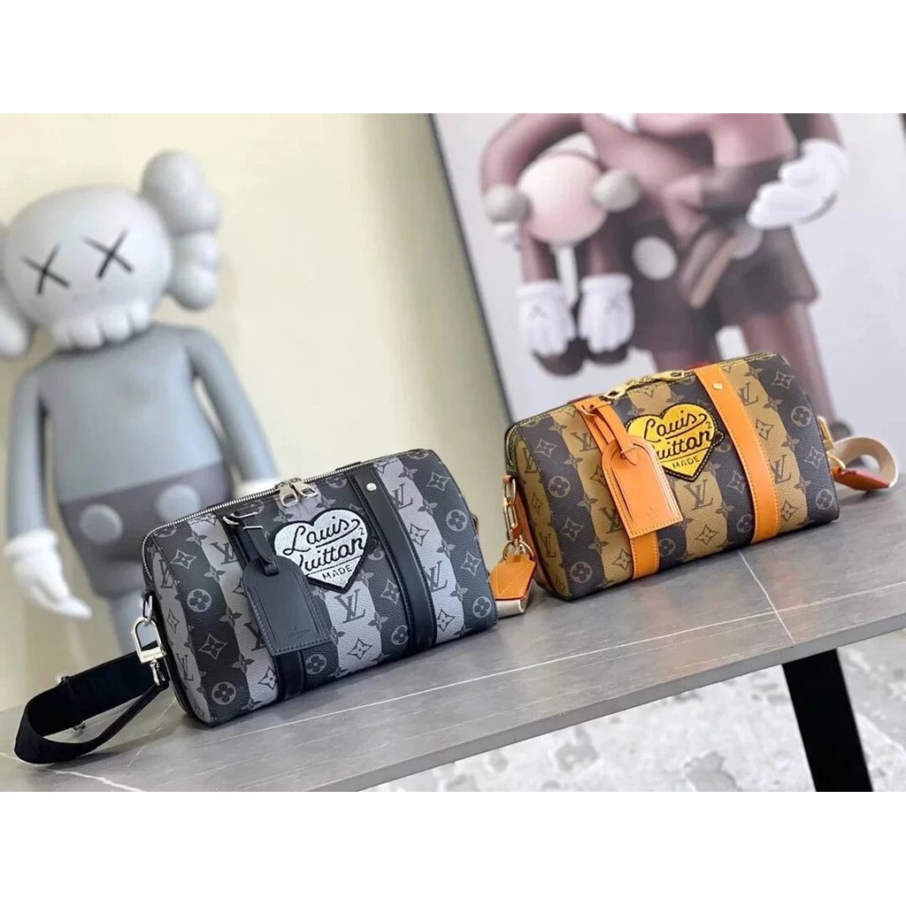 Co-Branded Mens CITY KEEPL Pillow Bag Shoulder Messenger Mens Bag