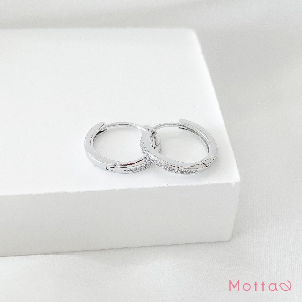 Motta Earring ต่างหูห่วงชุบทองคำขาว ใส่ได้ทุกวัน