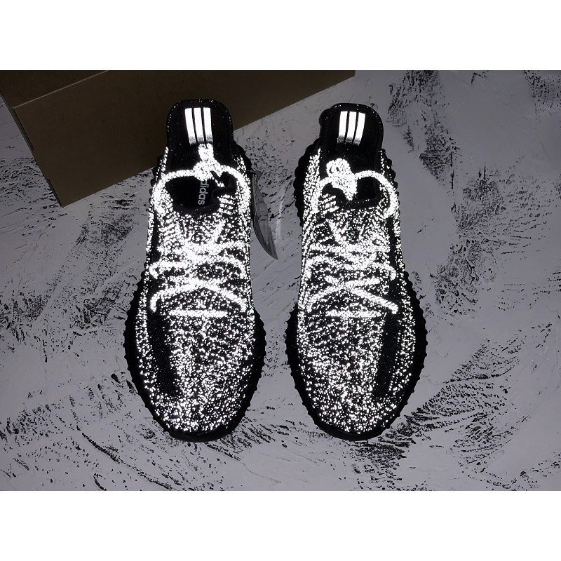 Yeezy Boost 350 V2 350v2 สีดําสะท้อนแสงสีดํา ไซส์ 36 -size 48 oversize size48 on XSXH