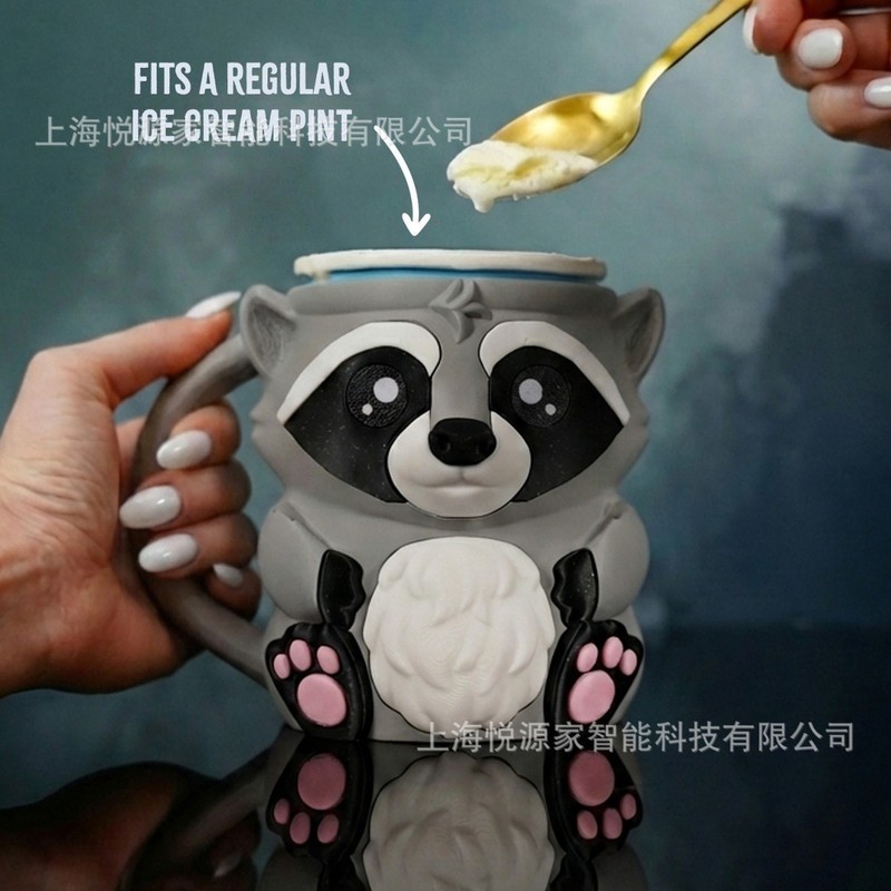 Rocky, Ice Pint Holding Raccoon Fold and and Raccoon Cup Red Red Red Red Red Red