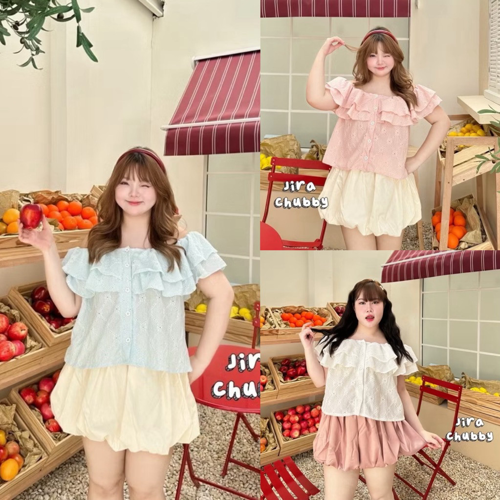 JR042 -เข้าเพิ่ม พร้อมส่งค่า/JR/ เสื้อเปิดไหล่ ระบาย2ชั้น ผ้าฉลุ กระดุมดอกไม้ น่ารักมาก #เสื้อสาวอวบ