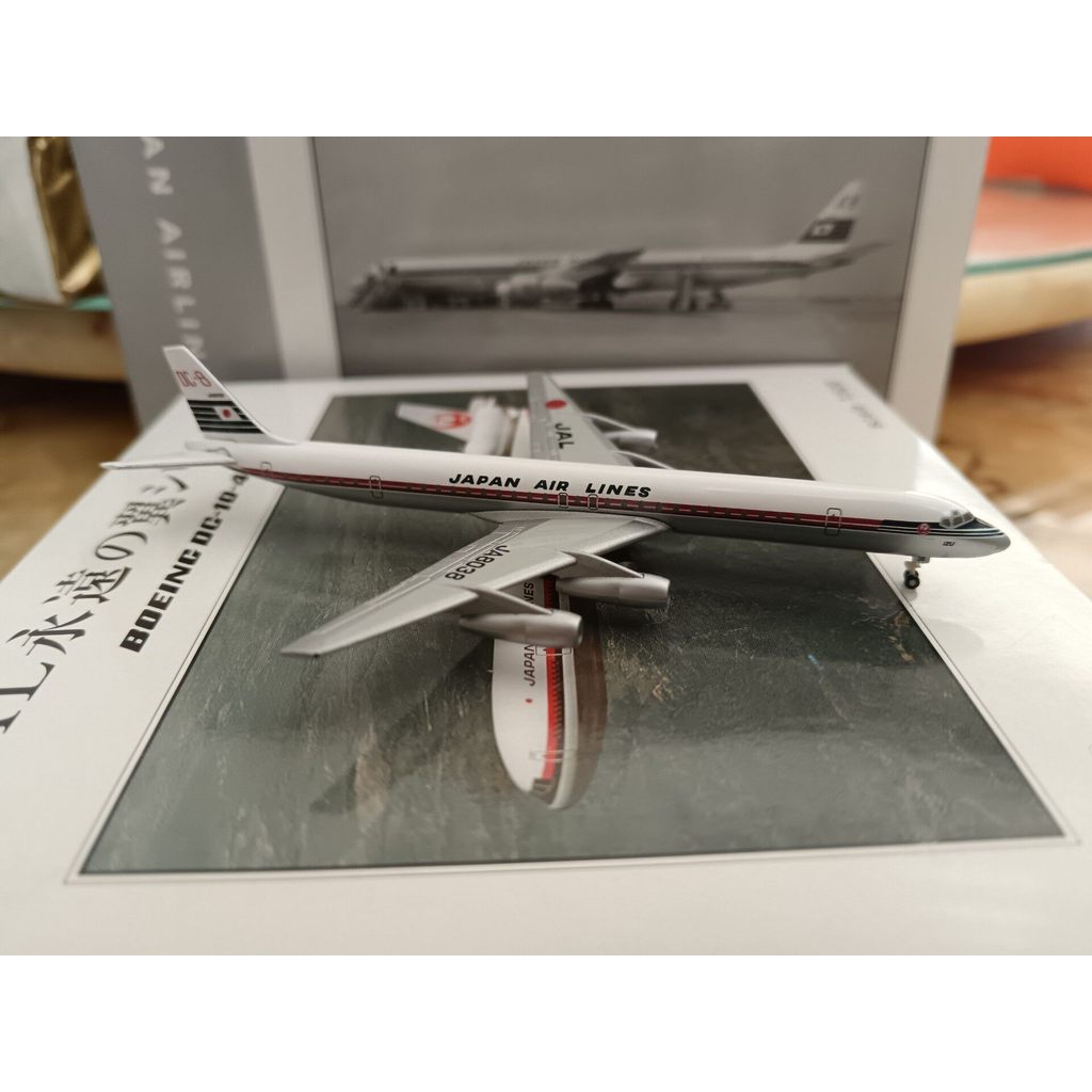 HERPA500 JAL DC-8-61 นี่คือแบบเก่าทาสี DC8-61 The Whole Machine Status Better, Machine Is A Little B