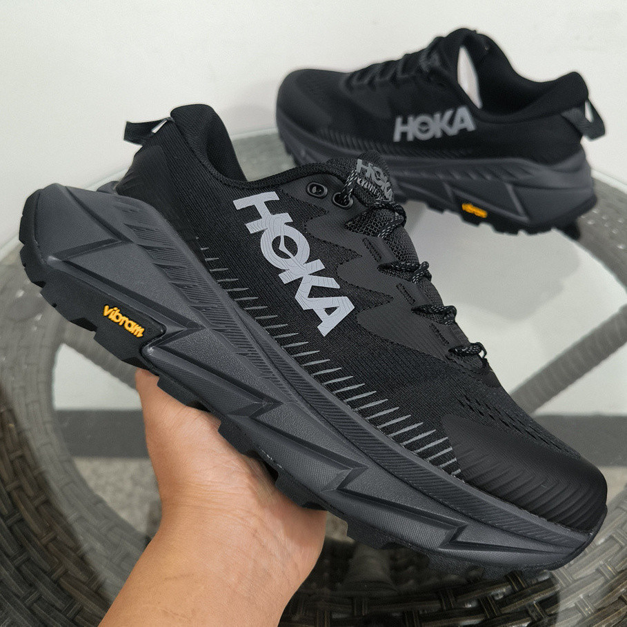 Hoka One Skyline Float และ Hoka Clifton 9 รองเท้าวิ่งและเดินป่าสำหรับทั้งผู้ชายและผู้หญิง มีให้เลือก