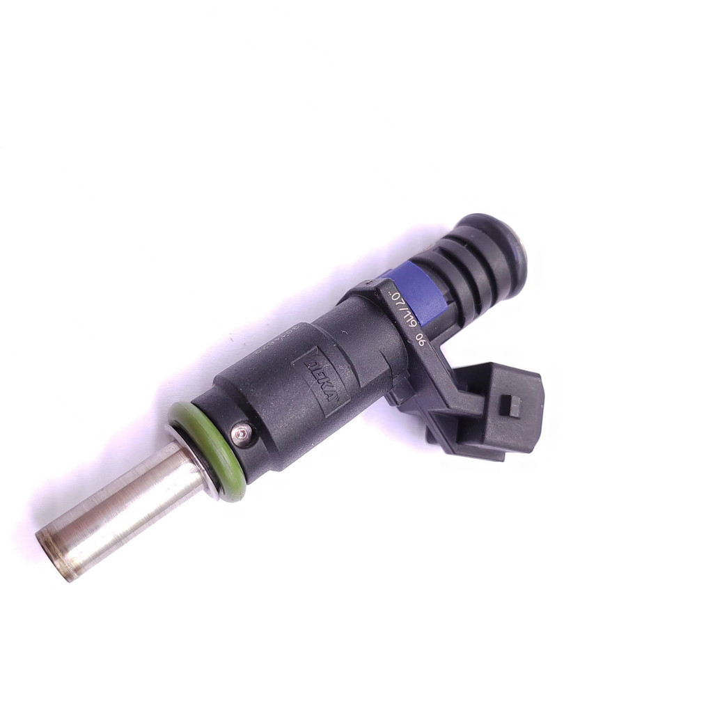 เหมาะสําหรับ Junjie 1.8T Zunchi Cool Treasure 1.8T หัวฉีดน้ํามันเชื้อเพลิง 3014673 7143G101 สต็อกพร้