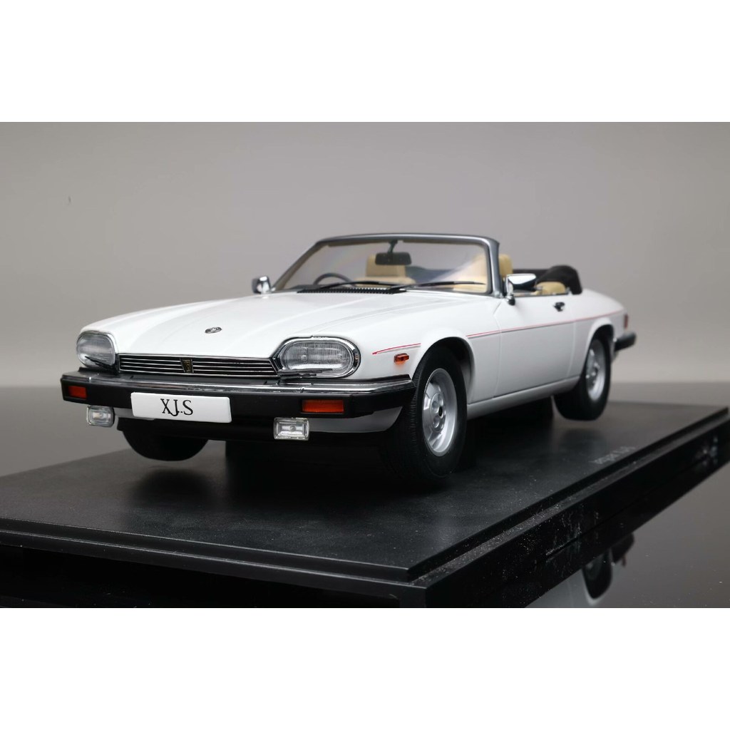 [สต๊อกพร้อม 1] Autoart 1/18 Jaguar XJS V12 Convertible Jaguar Non-Original Wraping Paper Alloy Full 