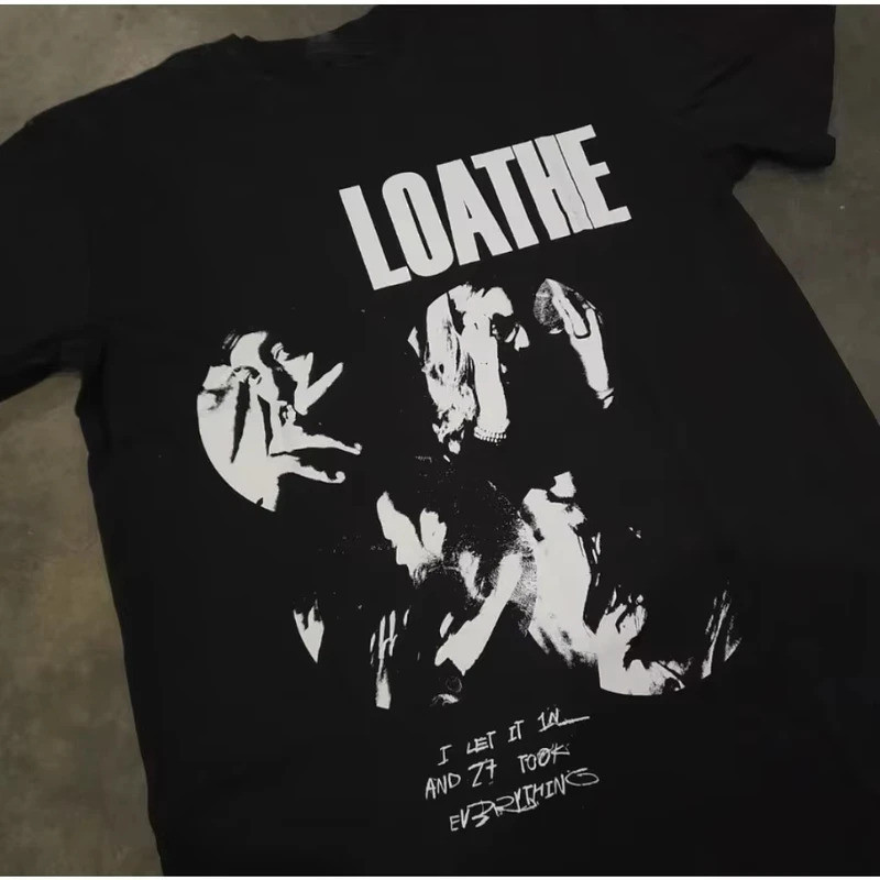 2026 [HOT] Vtg Loathe Band เสื้อยืดพิมพ์ผ้าฝ้ายสำหรับผู้ชายและผู้หญิงที่รักดนตรีหนัก