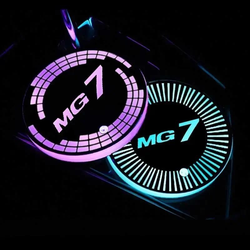 1 คู่สําหรับ MG MG7 โลโก้ ZS HS MG3 MG6 รถ Coaster น้ํา LED อัตโนมัติที่มีสีสันเรืองแสงถ้วยน้ํา Trou