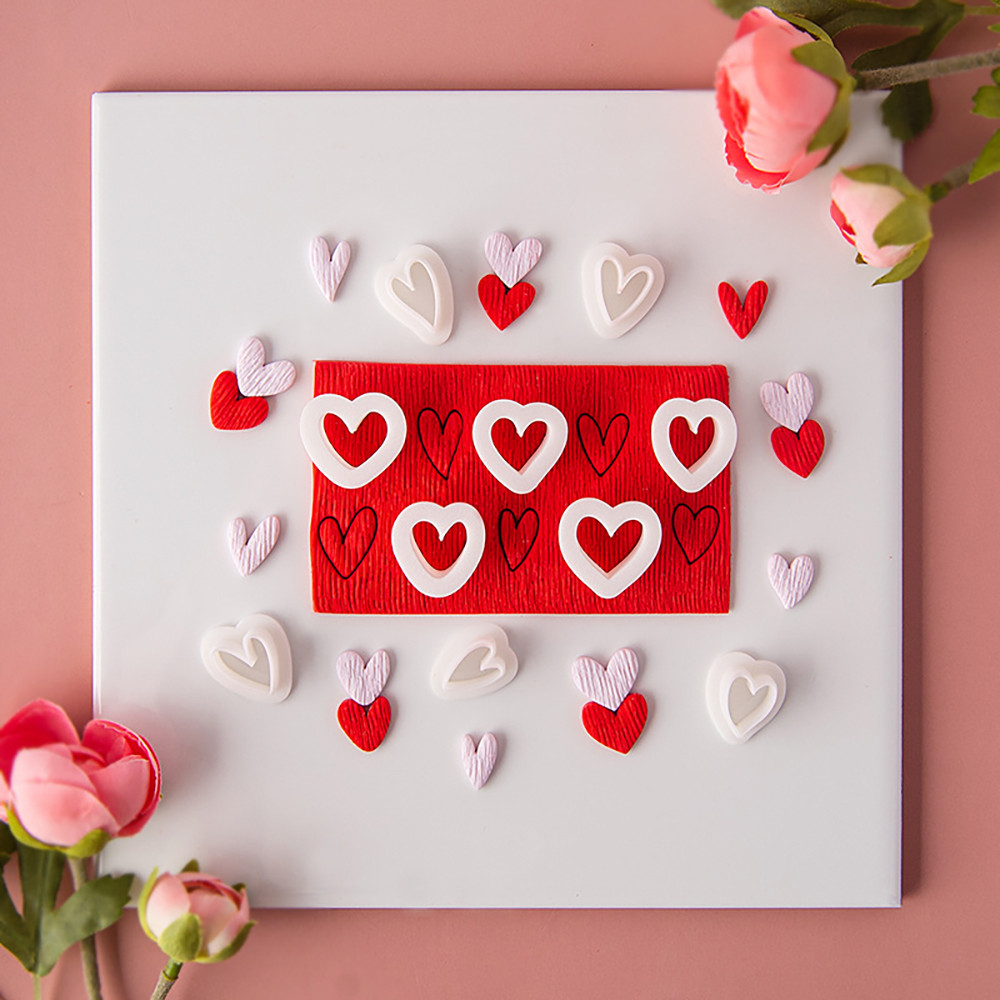 10 ชิ้นรูปหัวใจชุดเครื่องตัดดินโพลิเมอร์วันวาเลนไทน์ LOVE รูปร่างแม่พิมพ์ดิน DIY ต่างหูเซรามิกเครื่องประดับทําเครื่องมือ