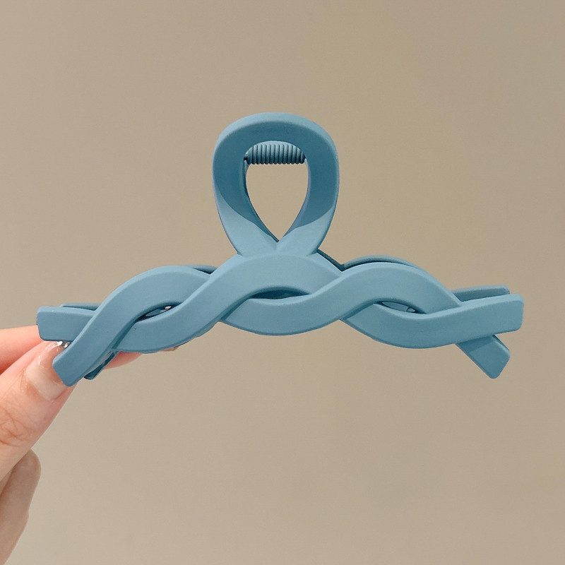 คลิปดอกไม้สไตล์เกาหลีสำหรับผมหางม้า ออกแบบเรียบง่ายและสวยงาม - รูปที่ 7