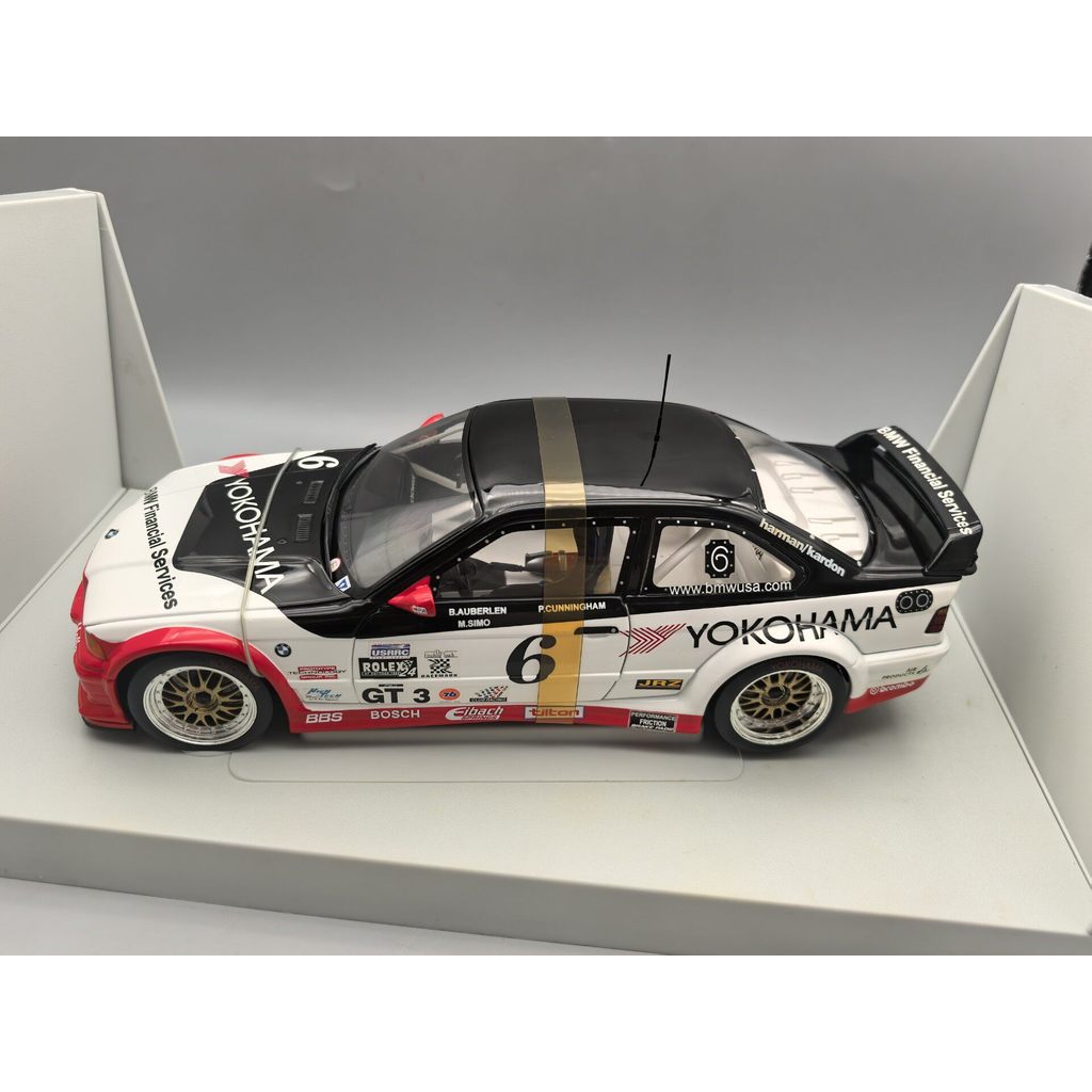 [สต็อกพร้อม 1] รุ่น UT 1/18 BMW E36 M3 GTR Yokohama Racing Car (ขาวดําแดง) (Racing, Front Label Up, 