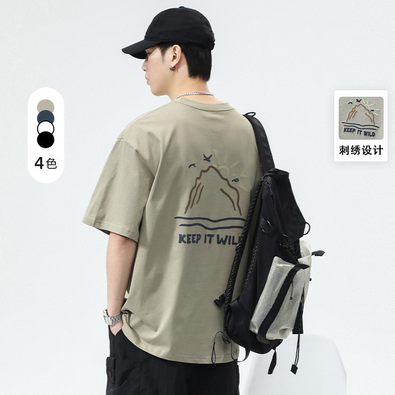 Yizhi เสื้อยืดแขนสั้นผู้ชาย ฤดูร้อน 2024 สไตล์ใหม่ ลายพิมพ์รอบคอ