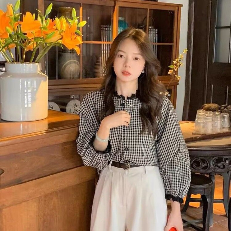 vicky~Xเวอร์ชั่นเกาหลี วินเทจ ลูกไม้ คอกลม แขนยาว ตาราง เสื้อเชิ้ต รุ่นใหม่ ราคา ถูกที่สุด ดีลบีเคเค แกลเลอรีภาพที่ 9