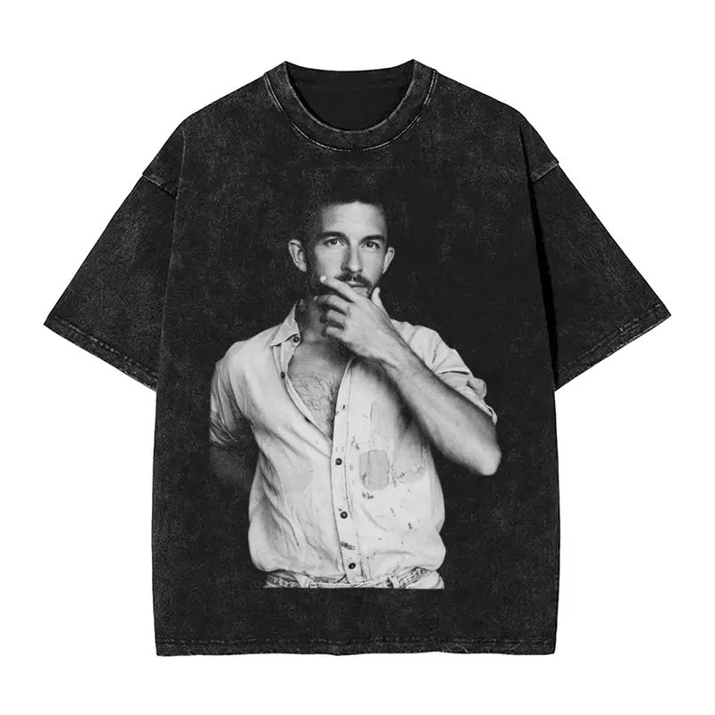 เสื้อยืด Unisex Jonathan Bailey สไตล์Vintage และStreetwear แขนสั้น การออกแบบแบบHarajuku ขายดี