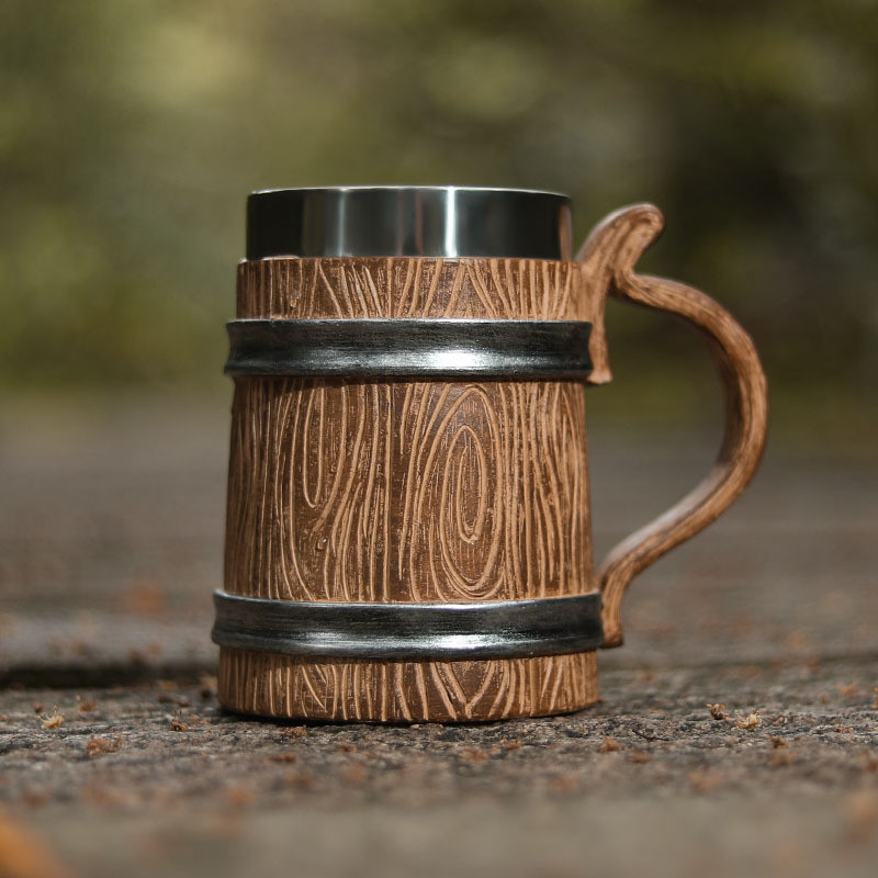 ที่ไม่ซ้ํากันสร้างสรรค์จําลองย้อนยุคสร้างสรรค์ถังไม้แก้วเบียร์ความจุขนาดใหญ่304สแตนเลสแก้วบาร์แก้วไว