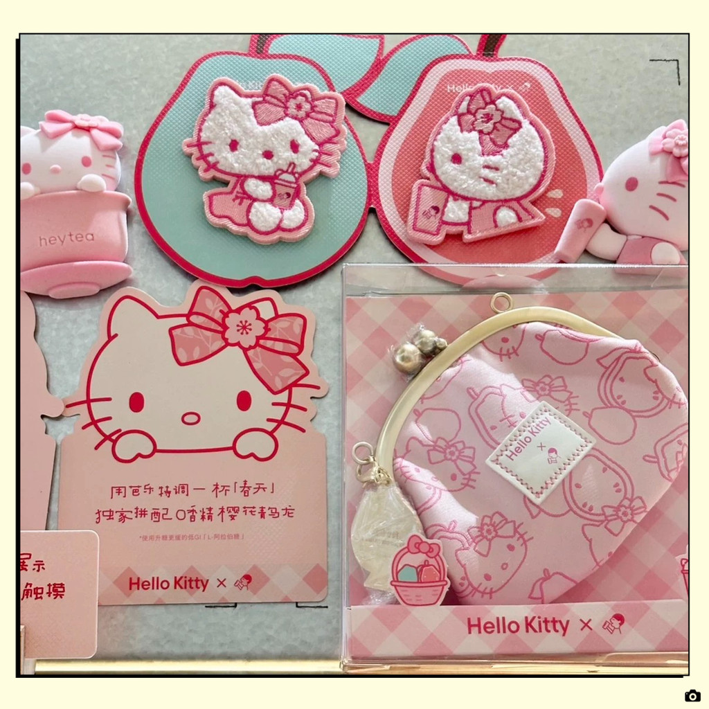 2026 Xicha Hello Kitty Co-Branded 2.0 ซองจี้ตุ๊กตาผ้ากํามะหยี่สติกเกอร์ตู้เย็น
