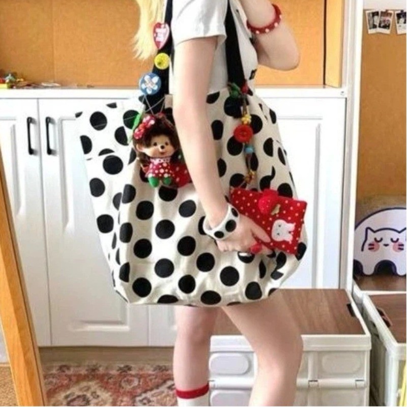 สไตล์เกาหลี Minimalist Polka-dot ไหล่เดียวสไตล์ขี้เกียจ Tote ความจุขนาดใหญ่สําหรับนักเรียนโรงเรียนและ Commuting ทนทานที่โดดเด่นและหรูหราผ้าใบสองด้านกระเป๋า