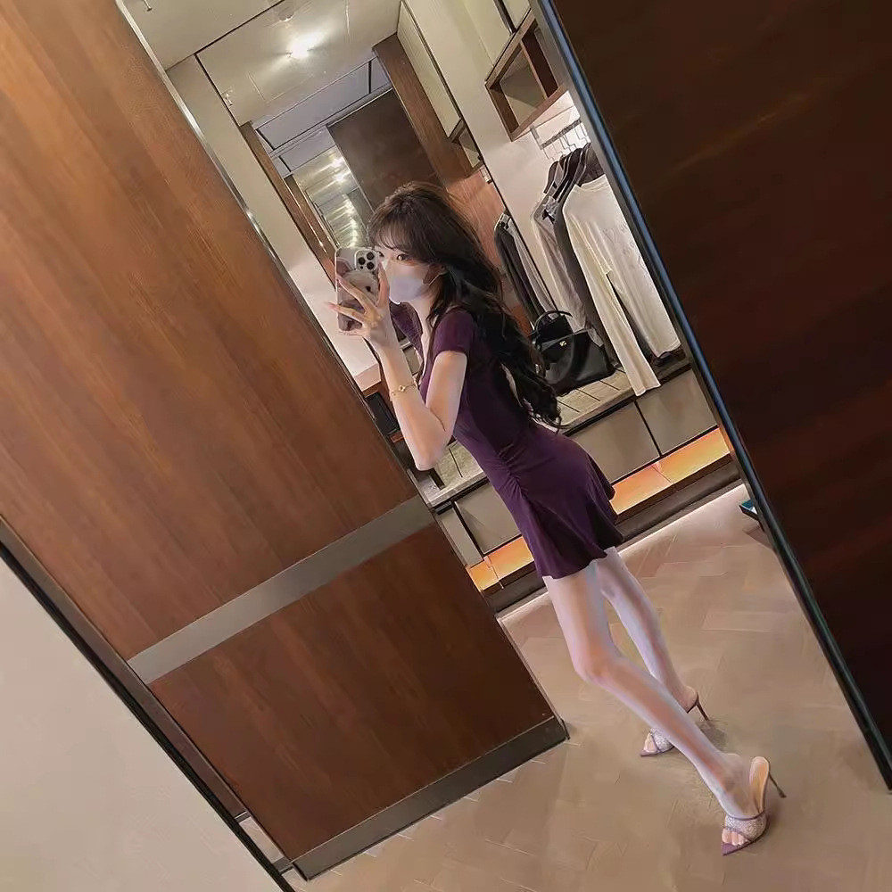 สาวร้อนหวาน u-คอสั้นชุดหญิงขนาดเล็กสไตล์ A-Line Slim-fit แคบเอว Slimmer ดูกระโปรงสั้น 4.15