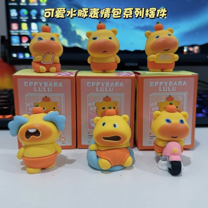 水豚噜噜玩偶大礼包宝藏系列表情包摆件LULU露露周边公仔潮玩盲盒Dudu Capybara Doll Series Blind Box Desk Cute Cartoon Figurines