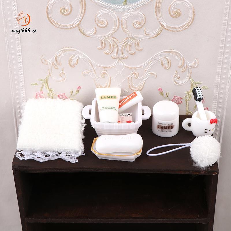 กระเป๋าและอุปกรณ์ 1/12 Dollhouse Mini Simulation KT Cat Toiletries Cosmetics Kit Dollhouse Bathroom 