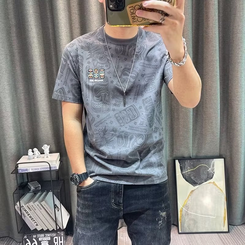 CODSummer ใหม่ American Retro Street Graffiti พิมพ์เสื้อยืดแขนสั้นผู้ชายแฟชั่นบางสบายอเนกประสงค์รอบค