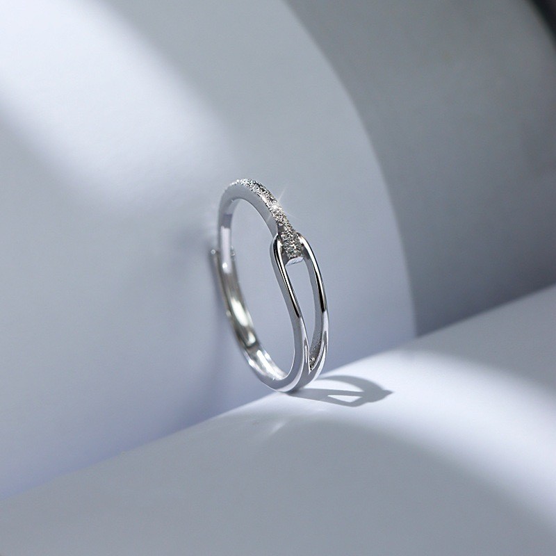 ของขวัญรับปริญญา MIGILA Mobius Ring ความเรียบง่ายโรแมนติก,ผู้หญิงเปิดปรับได้,ไม่ขัดสี J028
