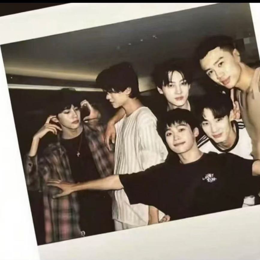 爱 边 ดาวเคราะห์  小卡自制小卡卡卡卡明片加绒加绒加加 คุณ เทียน Xu Ning Liu Xuan Cheng Zhan Xuan Guo20251224