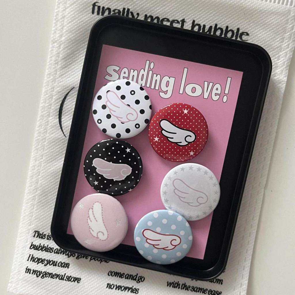 น่ารักน่ารักรสชาติโบราณ Angel Wings Mini จมูก Ga Bar Ga Bar คู่มือตกแต่งบาร์ 25 มม.ป้าย Pin น่ารัก