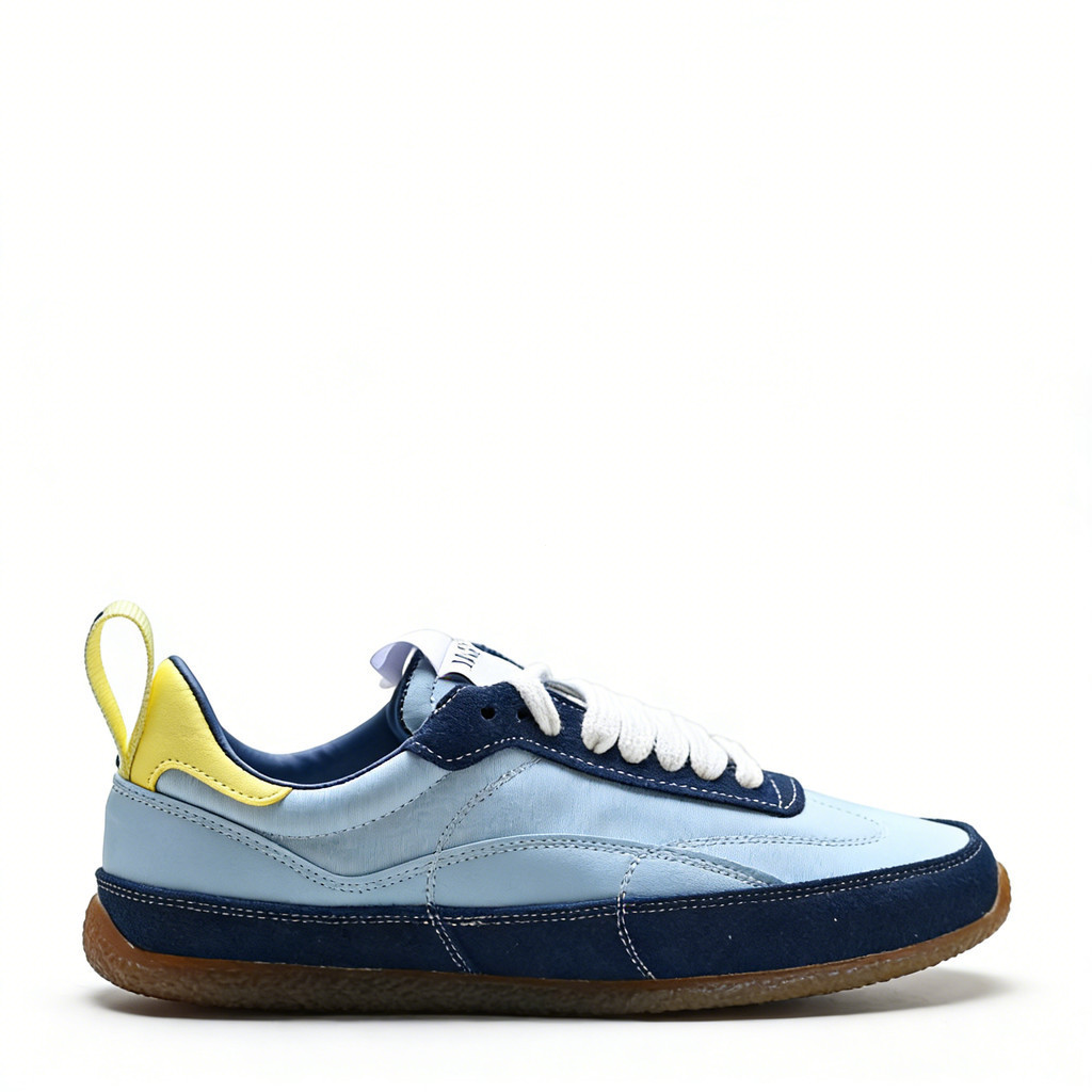MCQUEEN รองเท้าลําลองสําหรับผู้ชายผู้หญิงแบบเดียวกัน