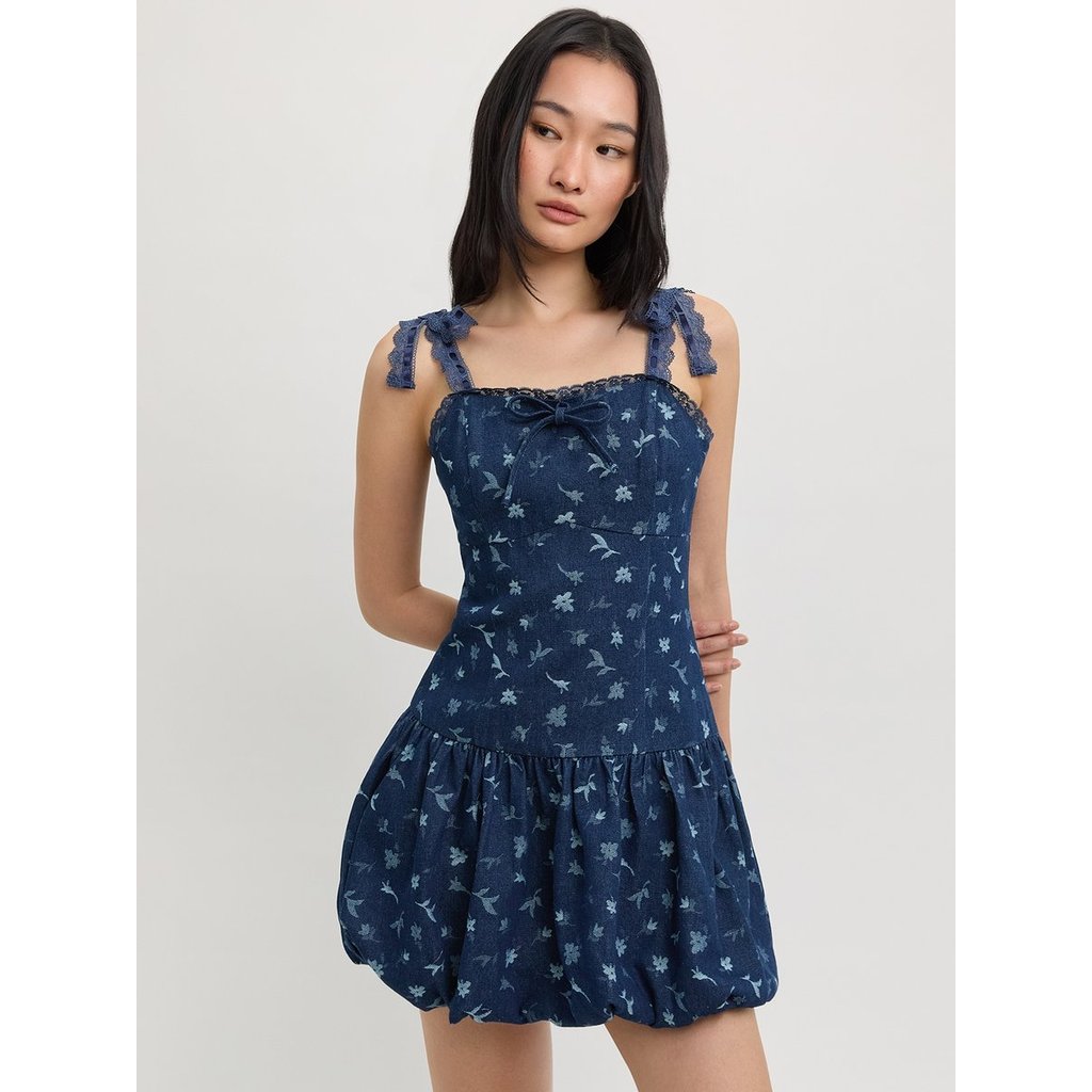 [Pomelo] เดรสสั้นทรงบอลลูน / Bubble Hem Mini Dress