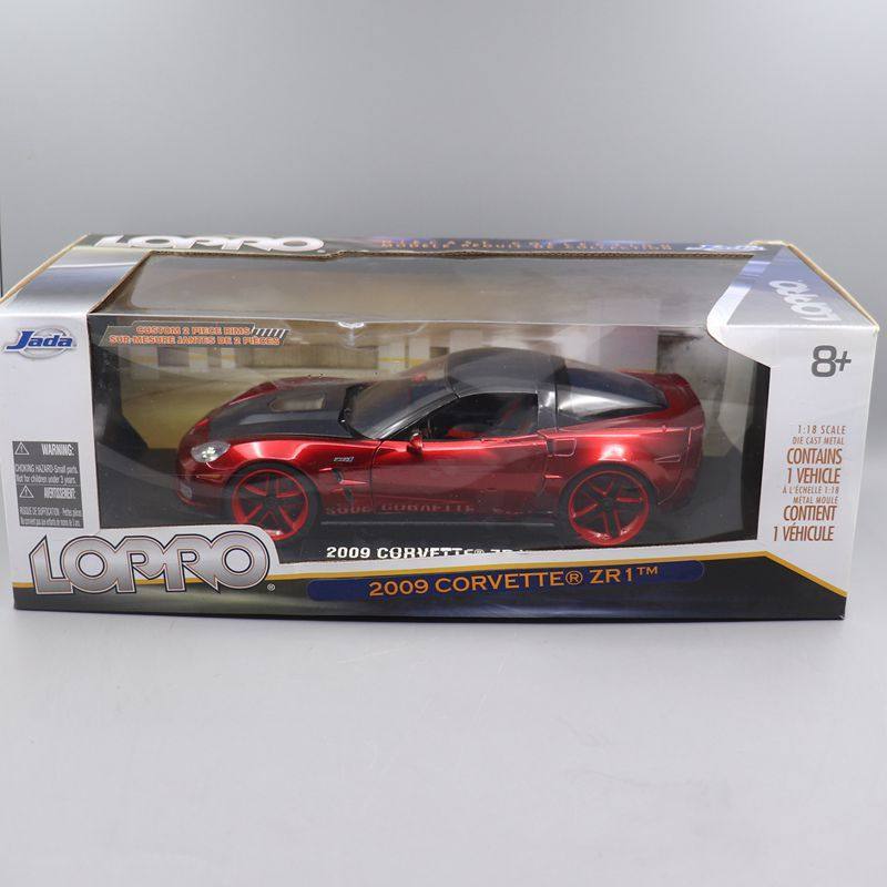 คลังสินค้าพร้อมของแท้ JADA1/18 Black Red Corvette ZR1 รถจําลองโมเดลสําเร็จรูป