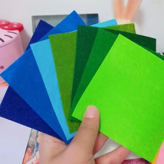 SUNNY 🔥ราคาส่ง🔥จัดส่งใน24ซม.ผ้าสักหลาด40สี หนา1MM ขนาด10CM 15CM 30CM แบบแข็ง สำหรับงาน DIY ขายเป็นชุด แผ่นสักหลาด