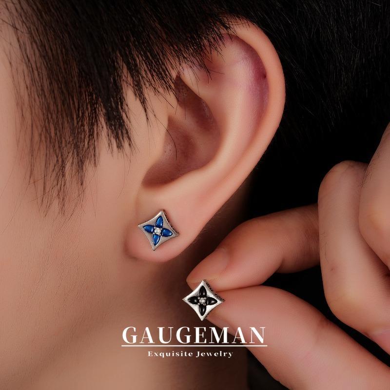 GAUGEMAN ต่างหูสตั๊ดโคลเวอร์สี่ใบ แกะสลักเคลือบคุณภาพสูง กันน้ำ และทนทาน เหมาะสำหรับสวมใส่ประจำวันของผู้ชาย