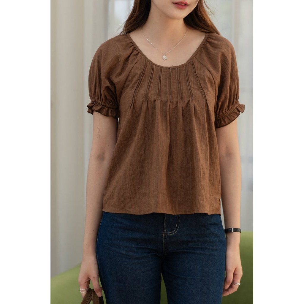 (M 1-1) ACW U Neck Ruch Neckline Sleeve Top ในโกโก้