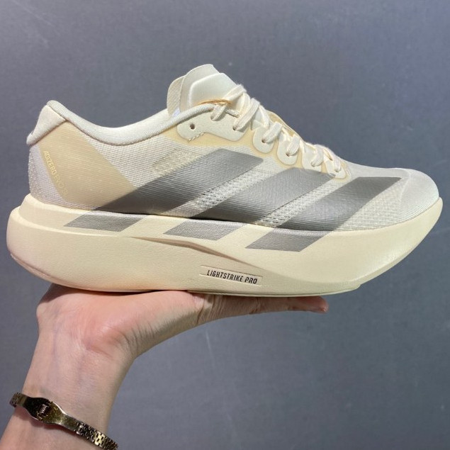 รองเท้าวิ่ง Adizero EVO SL มีแผ่นคาร์บอน รุ่นJR5841