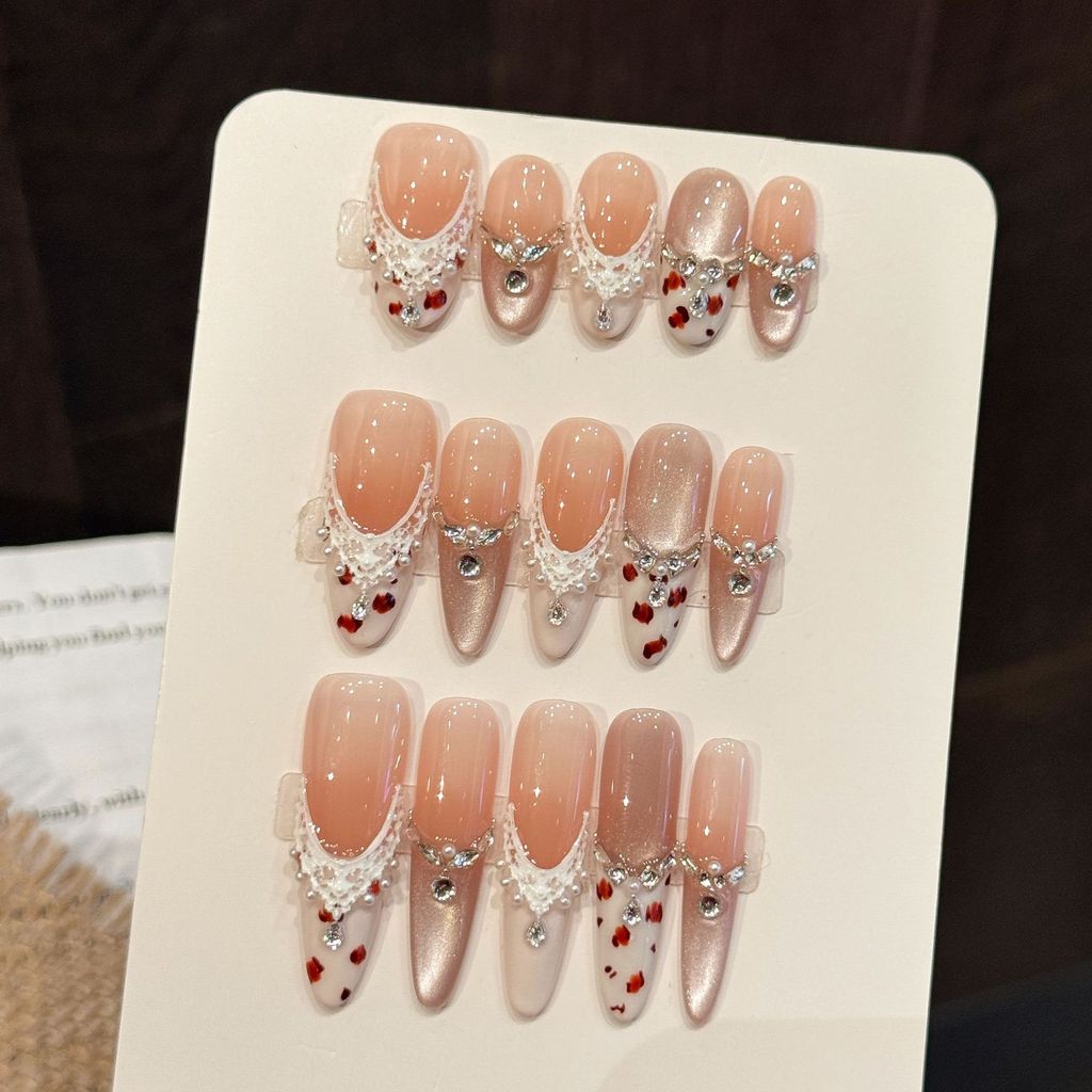 Free Toolkit พร้อมกาวHandmade กดบนเล็บ Paris Evening Party ลูกปัดแก้ว Cat Eye K9 Rhinestones ประดิษฐ