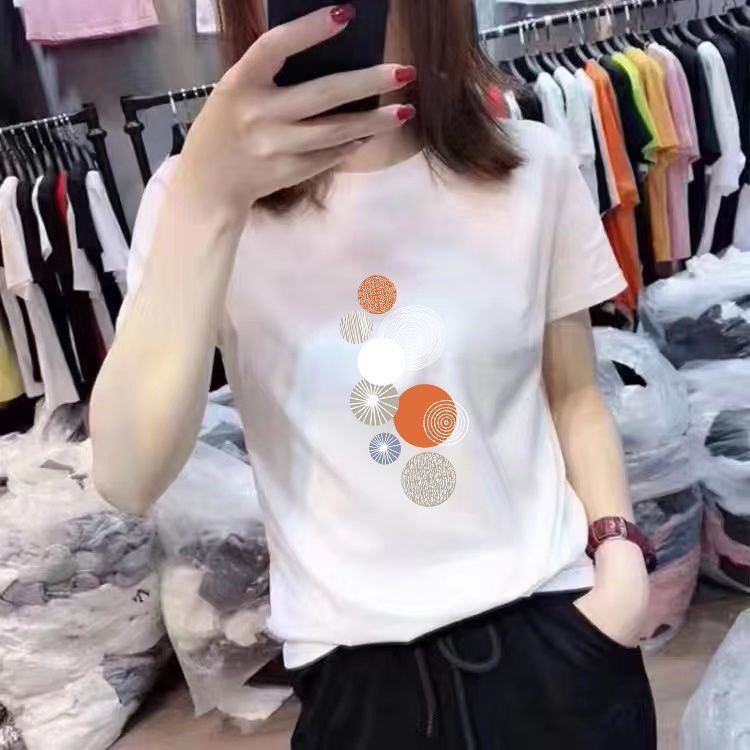 ปลาค็อด ปลาค็อด 2026100% ผ้าฝ้ายแท้เสื้อยืดผู้หญิงแขนสั้น 2024 ฤดูร้อนสไตล์ใหม่หลวมรอบคอออกแบบด้านใน