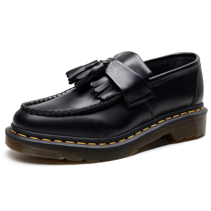 รองเท้าโลฟเฟอร์ผู้ชาย Dr.Martens Leather Women Casual Loafers Unisex Slip On Tassel Leather Loafers 