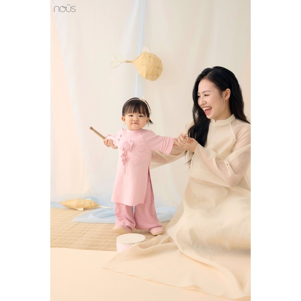 [ NOUS ] Tet ao dai สําหรับเด็กชายและเด็กหญิงจากแบรนด์ nous