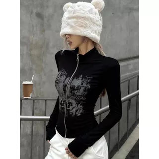 Miss Kitty เสื้อผ้าผู้หญิง เสื้อแฟชั่นสตรีทแขนยาว ดีไซน์ซิปเท่ๆ ลายย้อนยุค Y2K ใส่ฟิตกระชับ FY1230-0