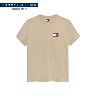 Tommy Jeans เสื้อยืด ผู้ชาย รุ่น DM0DM20740 ABY - สีน้ำตาล ท…
