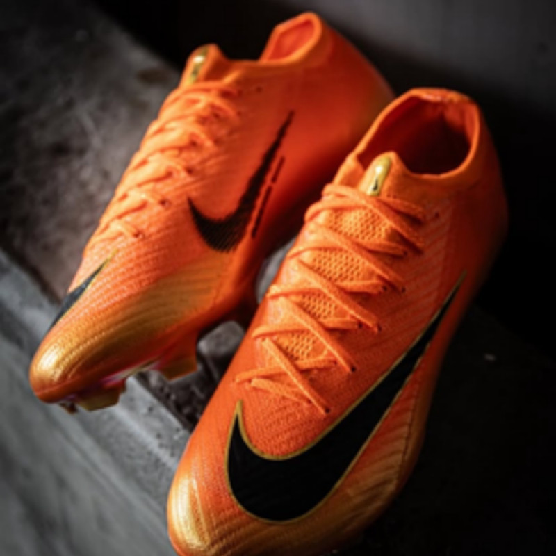 AIR Zoom Mercurial Vapor 16 Elite FG มีความเหนียวขึ้นมั่นคงและทนทาน