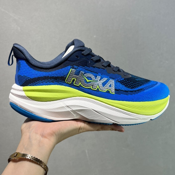 รองเท้าวิ่ง Hoka Skyflow สำหรับทุกคน
