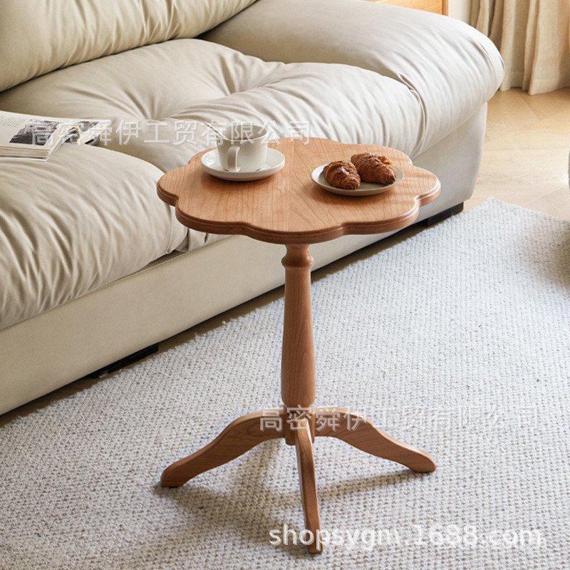 ห้องนั่งเล่น Yijiao โต๊ะอพาร์ทเมนท์ขนาดเล็กโซฟาไม้เชอร์รี่โมเดิร์นไม้เนื้อแข็งโต๊ะด้านข้าง Shun โต๊ะ