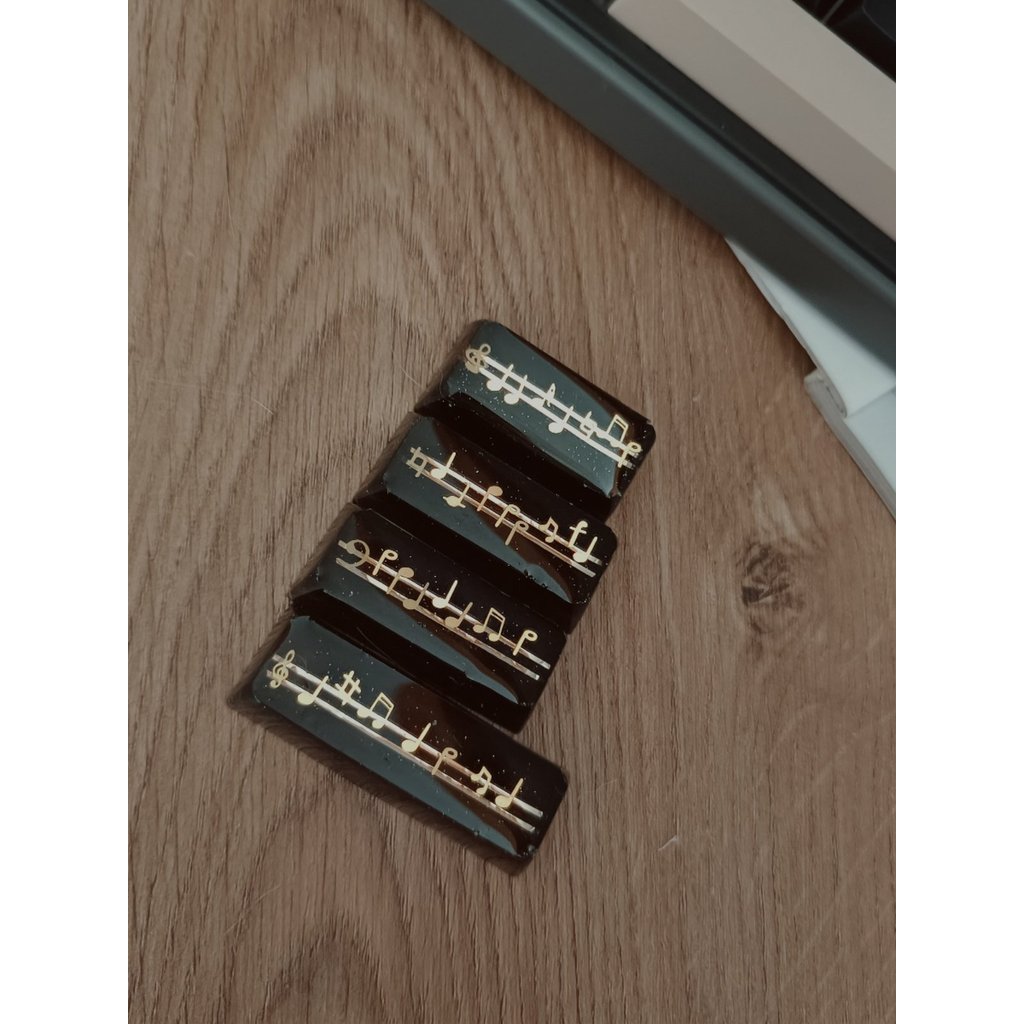 keycap ไทย keycap สีดําทองพนักงานเพลงคะแนนเพลงหมายเหตุโรงงานเดิมเต็มคีย์สร้างสรรค์เฉพาะปุ่มกดกึ่งโปร