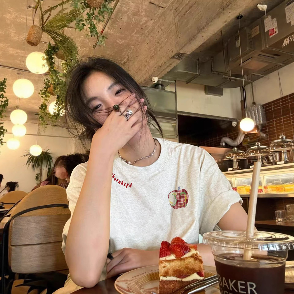 แขนสั้นอเมริกันซอก正หลวมสไตล์ร้อนที่สวยงามเสื้อผ้าฝ้ายแท้ความรู้สึกห้างสรรพสินค้าทีเสื้อยืดฤดูร้อนไหล่ออกแบบด้านบนผู้หญิงครึ่ง2026 FDXM ราคา ถูกที่สุด ดีลบีเคเค แกลเลอรีภาพที่ 3