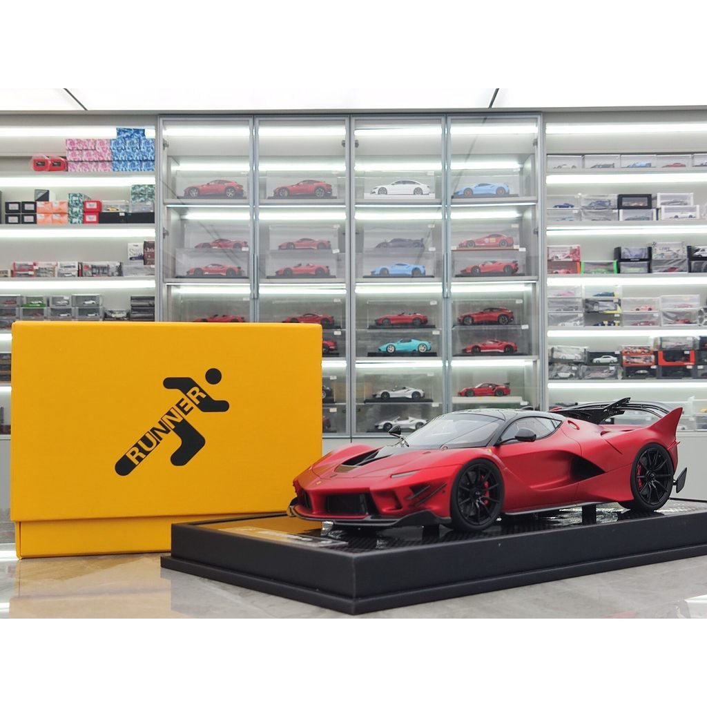 [คลังสินค้าพร้อม 1] RUNNER 1/18 Ferrari FXX K EVO Matte Red ราคา 2380 RNR016