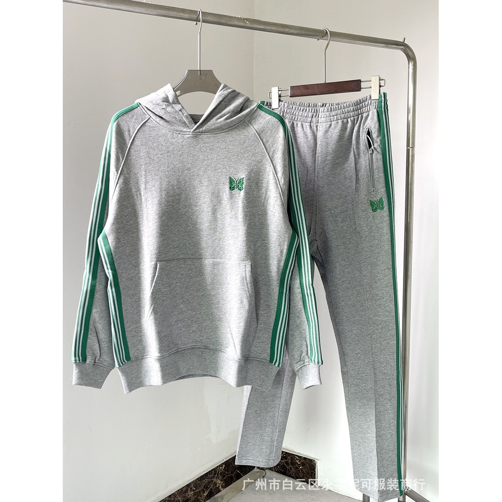 1YUV Needles Track Track Collaboration model butterfly embroidery pullover hoodie and sports casual 