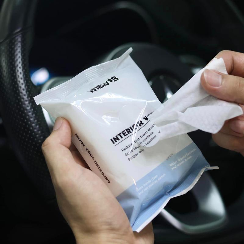 ทิชชู่เปียกทำความสะอาดภายในรถยนต์ : ผลิตในไทย (WIBWUB Interior wipes )