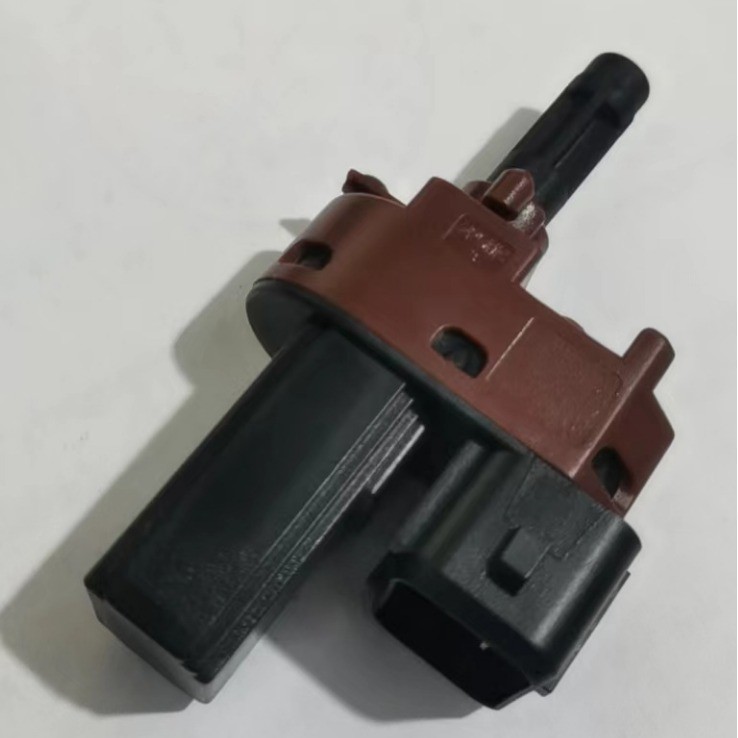 เหมาะสําหรับสวิตช์ไฟเบรค Ford 2S6T7CAAG534J6A-66-49YA9C197C534AA